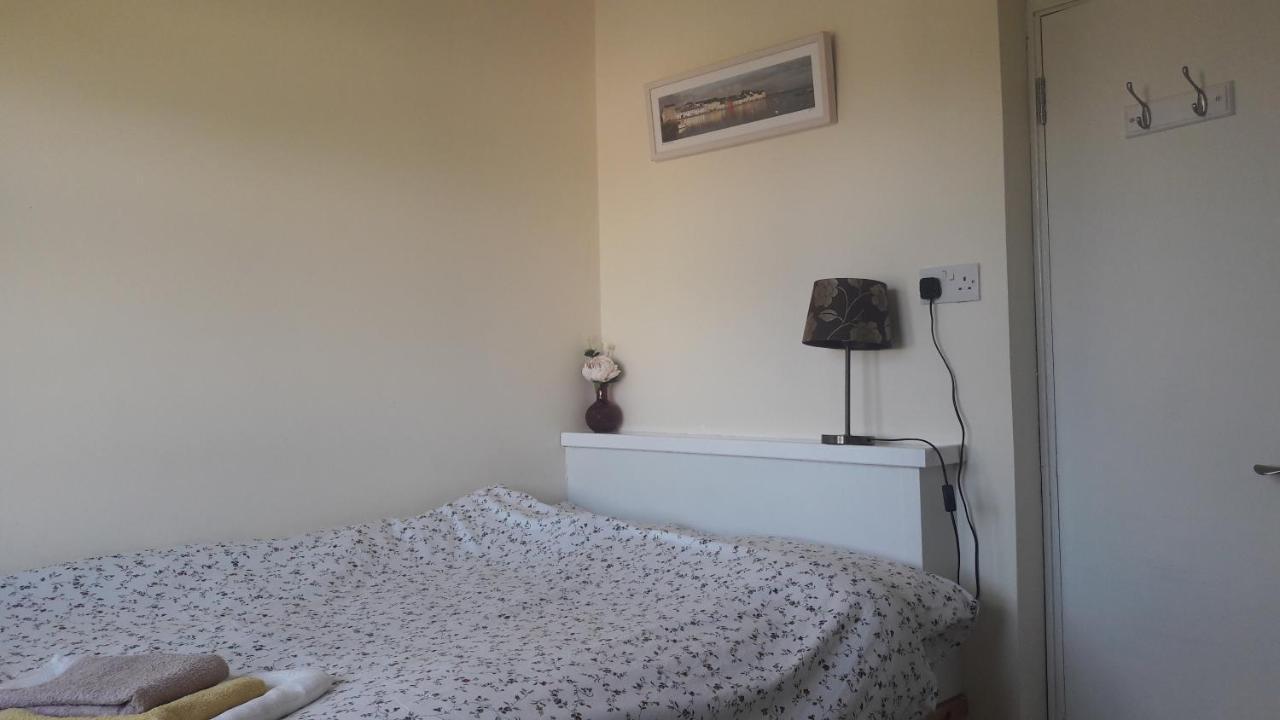 Budget Accommodation - Knocknacarra, Galway Eksteriør billede